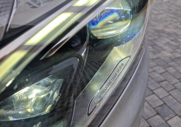 Mercedes-Benz Klasa V cena 249000 przebieg: 98000, rok produkcji 2019 z Ogrodzieniec małe 137